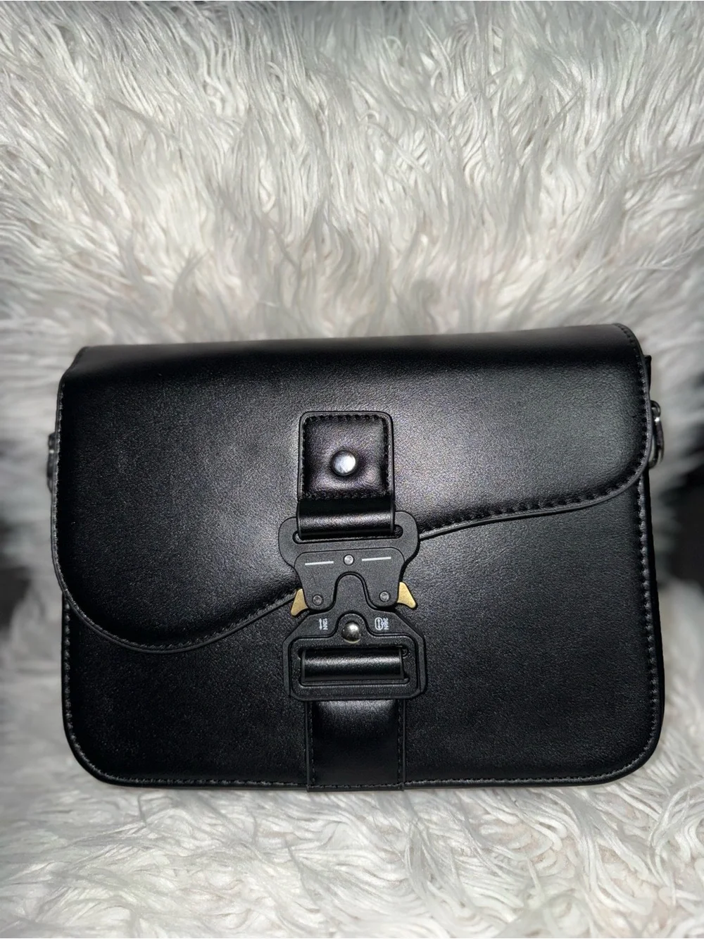 Black Mens Leather Messenger Bag with Metal Buckle